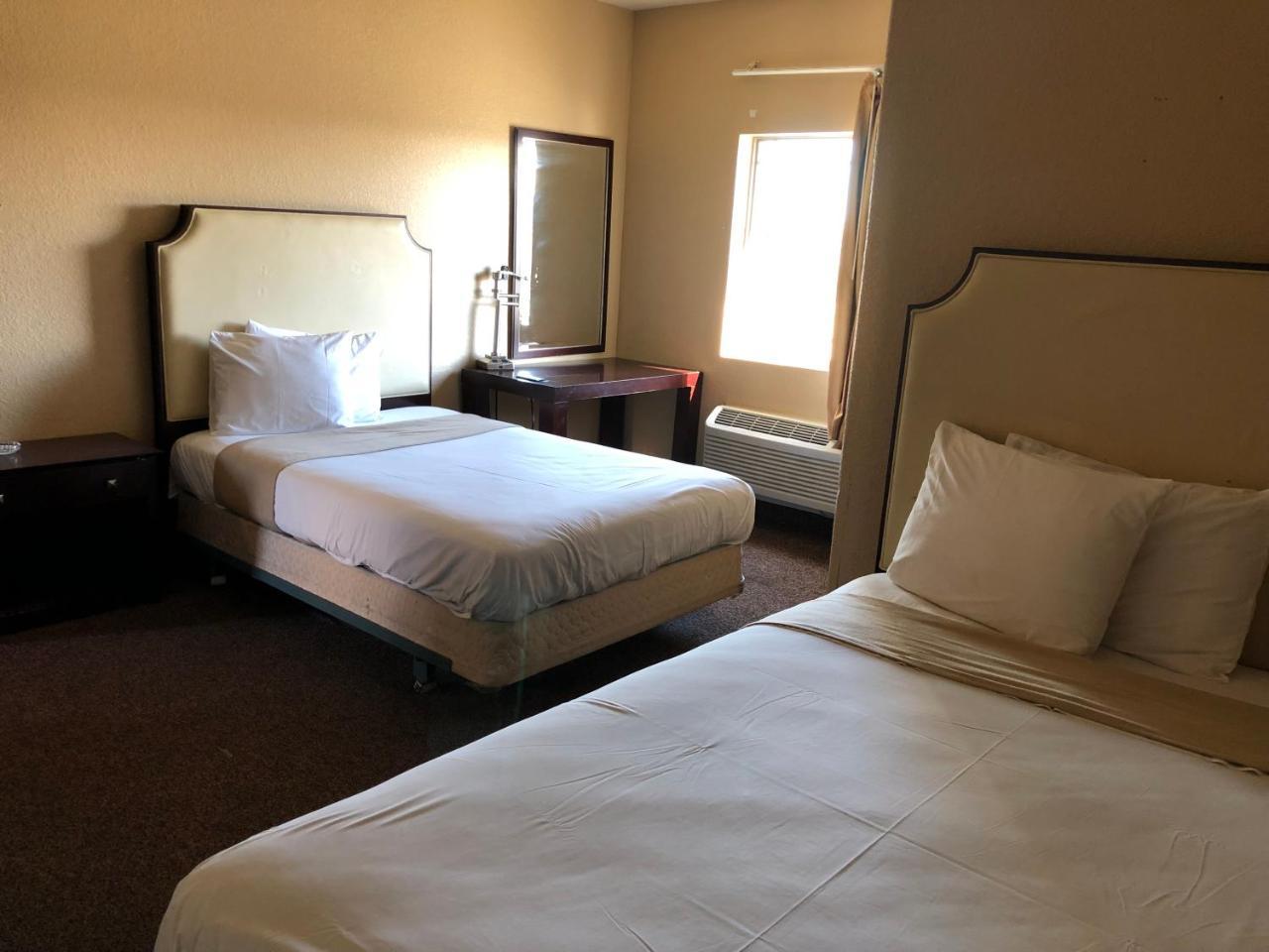 Lone Star Inn & Suites Killeen Ngoại thất bức ảnh